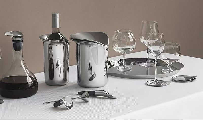 Drinkware & Bar