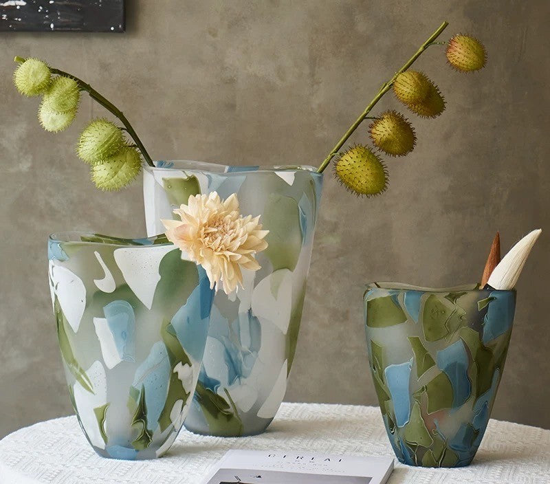 Vase & Decorative Objects