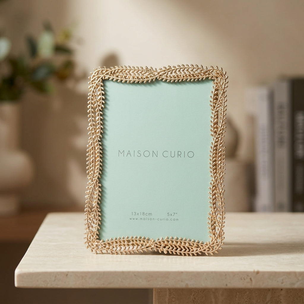 Lora Photo Frame - 5x7