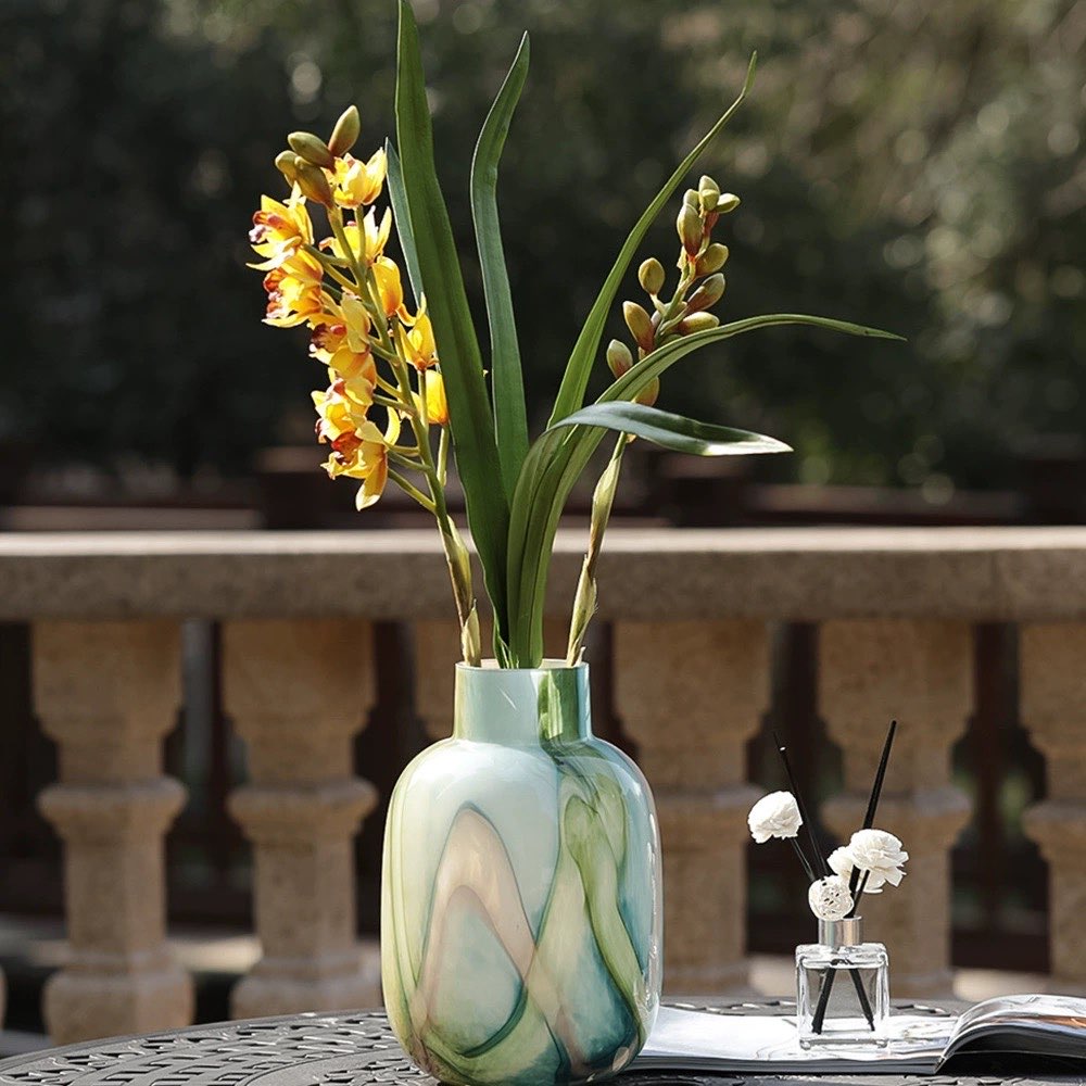 Max Abstract Vase