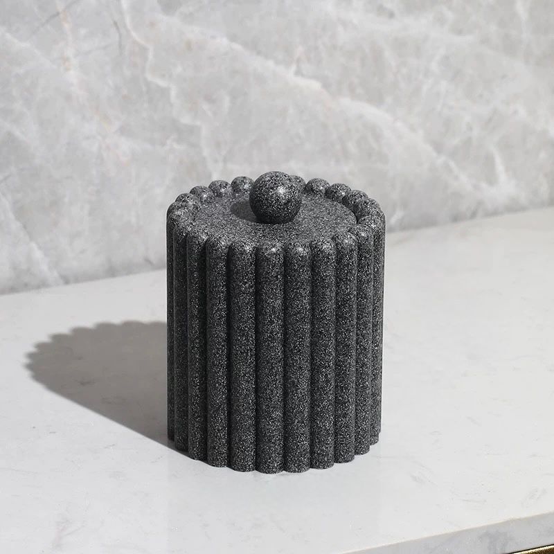 Nelly Canister
