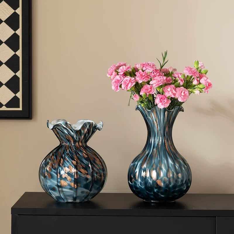 Nova Vase