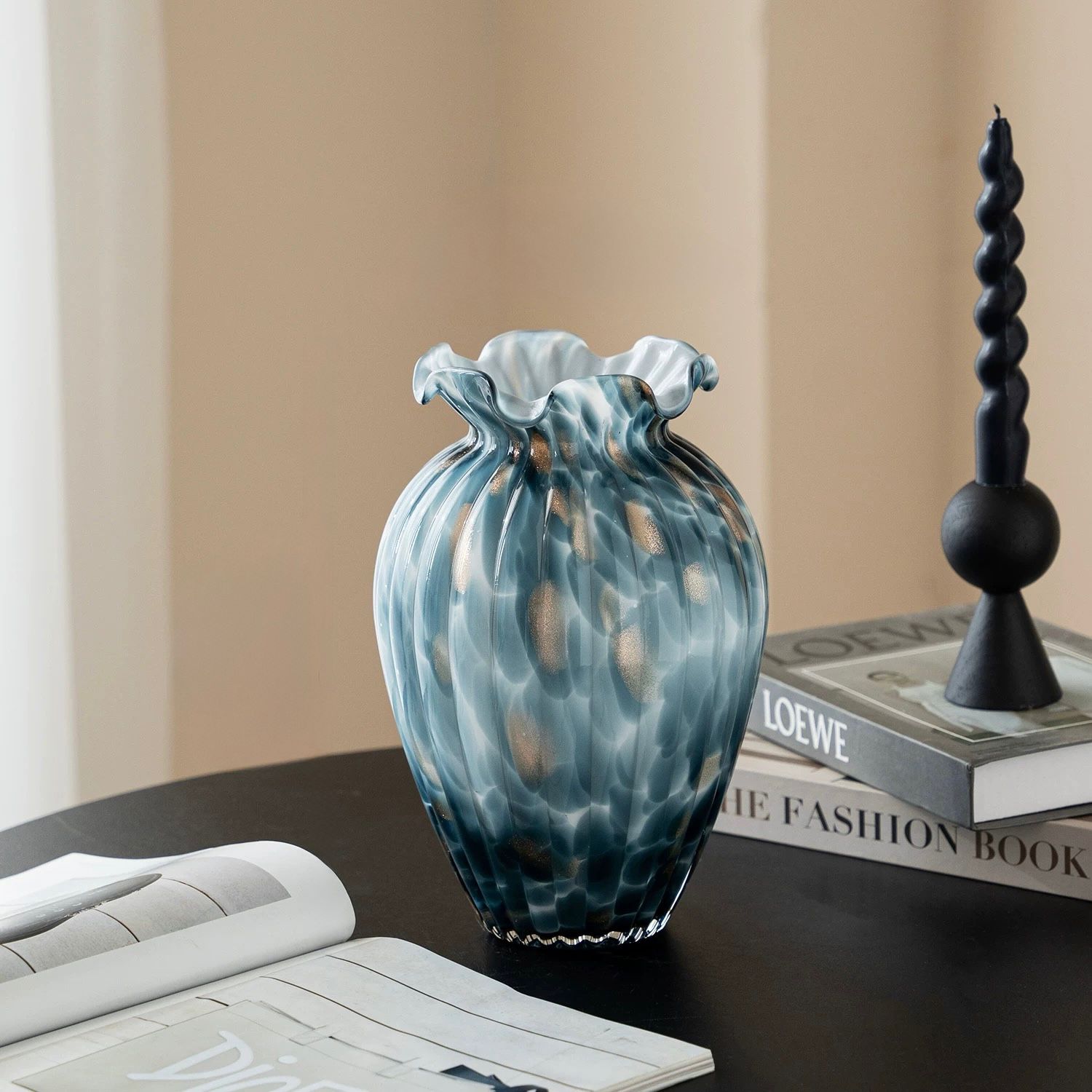 Nova Vase