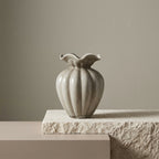 Sara Vase