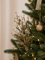 Xmas Glittered Pinecone Spray