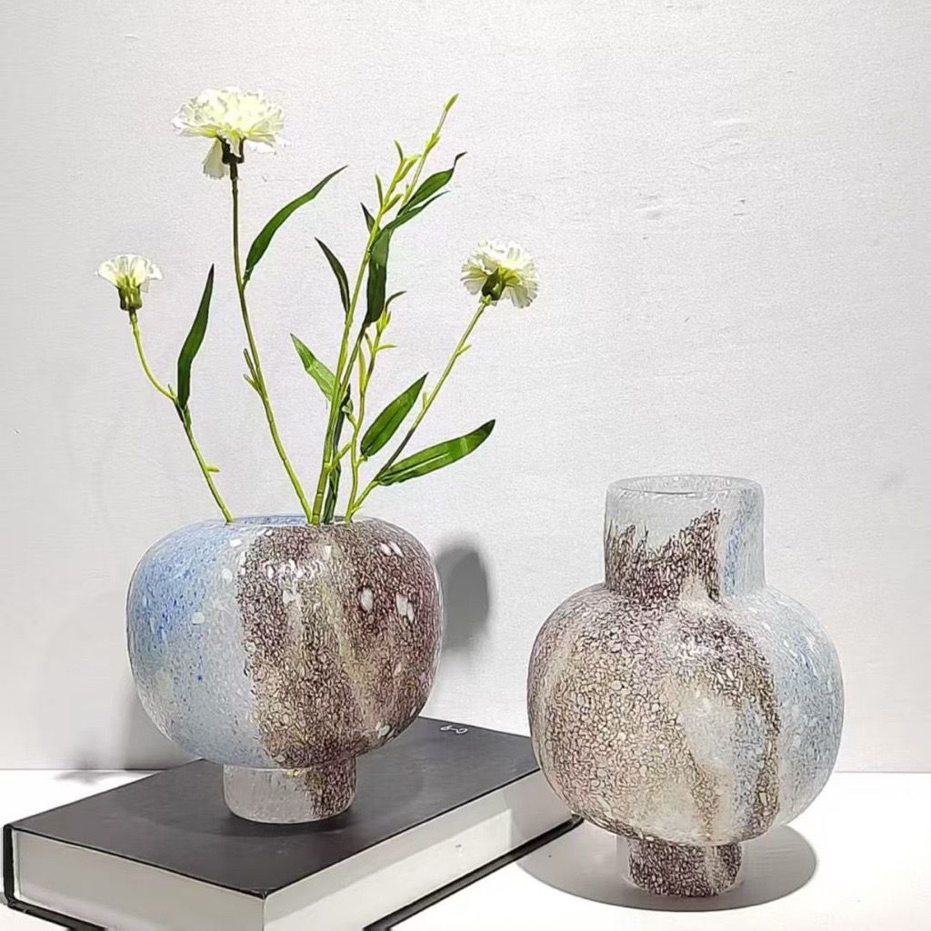 Yolo Vase
