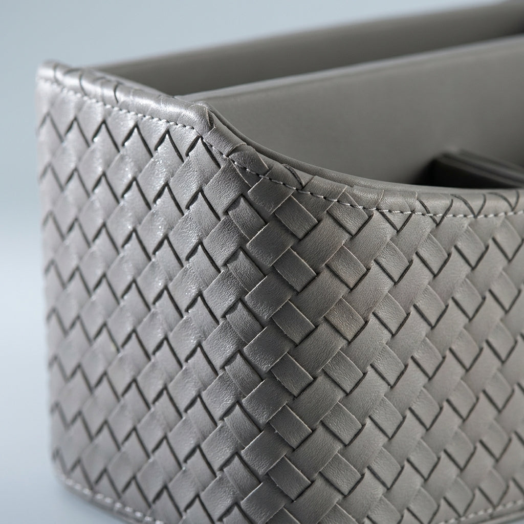 Maxx Multi-functional Holder