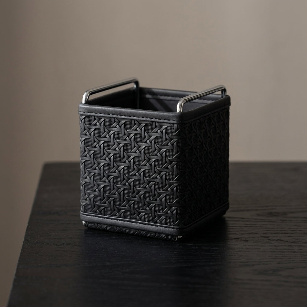 Nicola Leather Holder