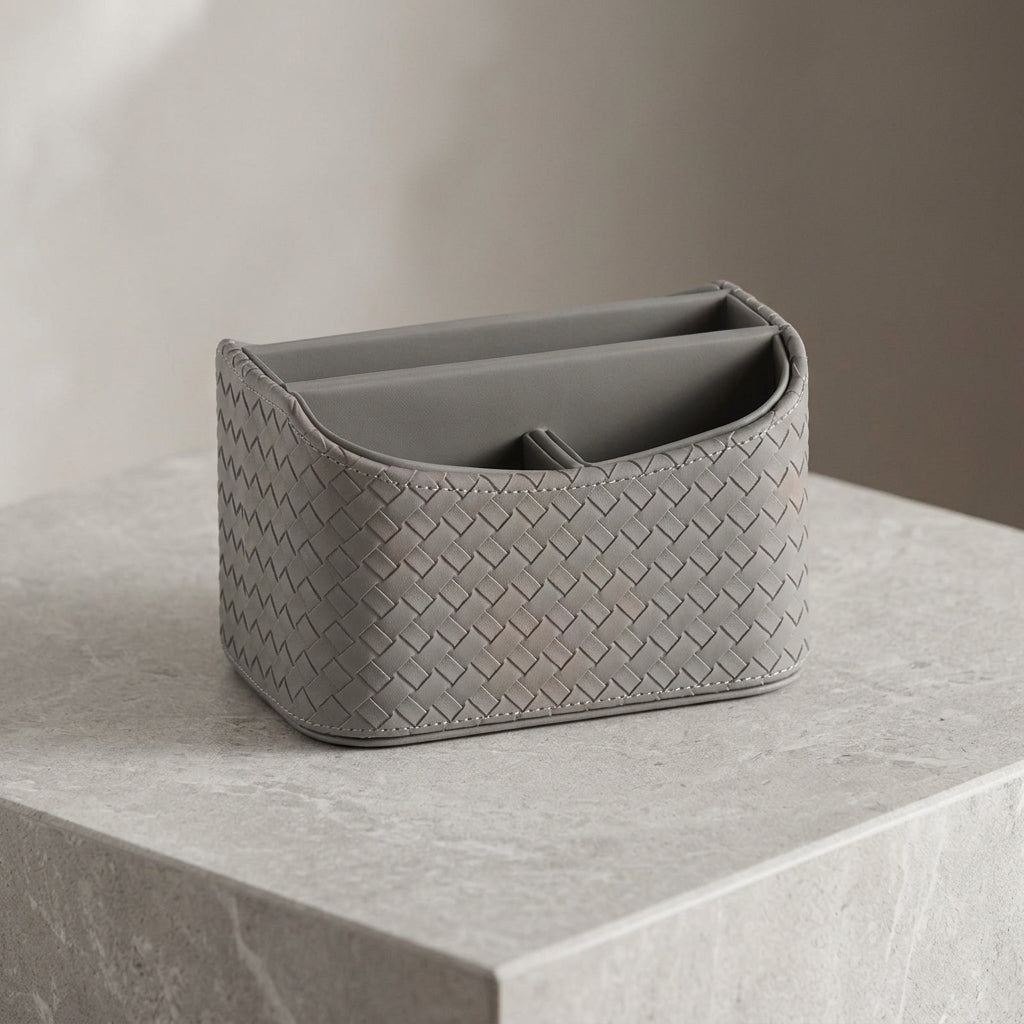 Maxx Multi-functional Holder
