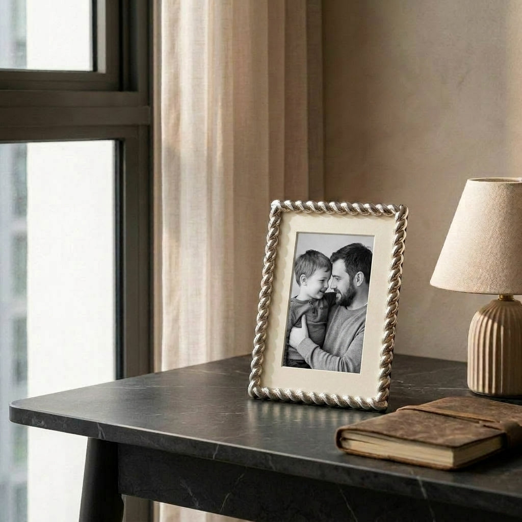 Lexon Photo Frame - 4x6