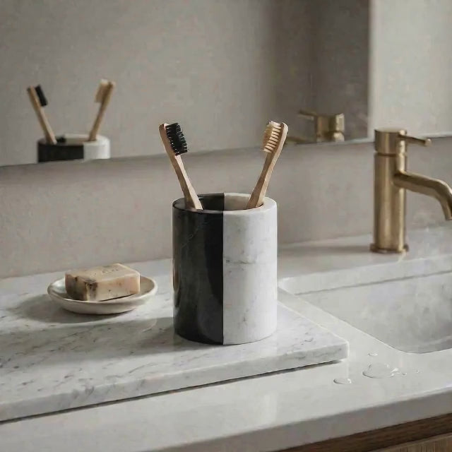 Maxim Marble Holder